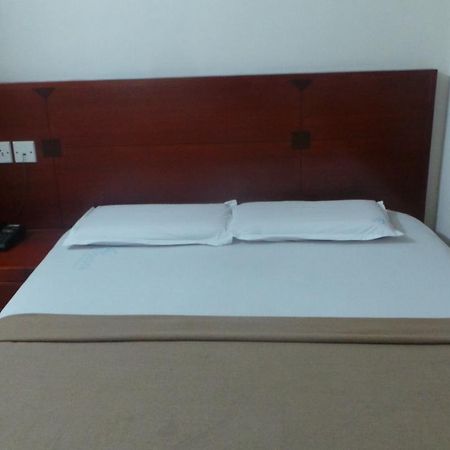 Hotel Kooloth Lake View Residency Coimbatore Exterior foto