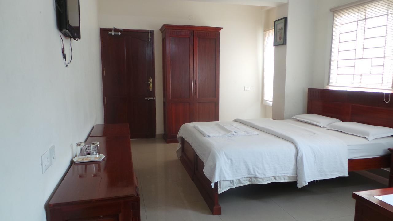 Hotel Kooloth Lake View Residency Coimbatore Exterior foto